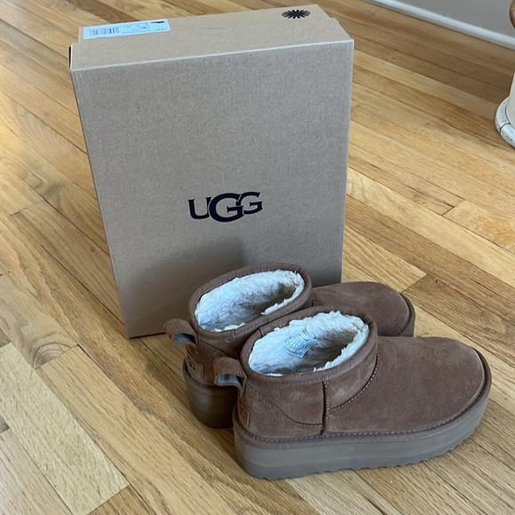 Ugg women’s Classic Ultra Mini Platform chestnut, Sz 6 excellent used condition - Picture 9 of 9